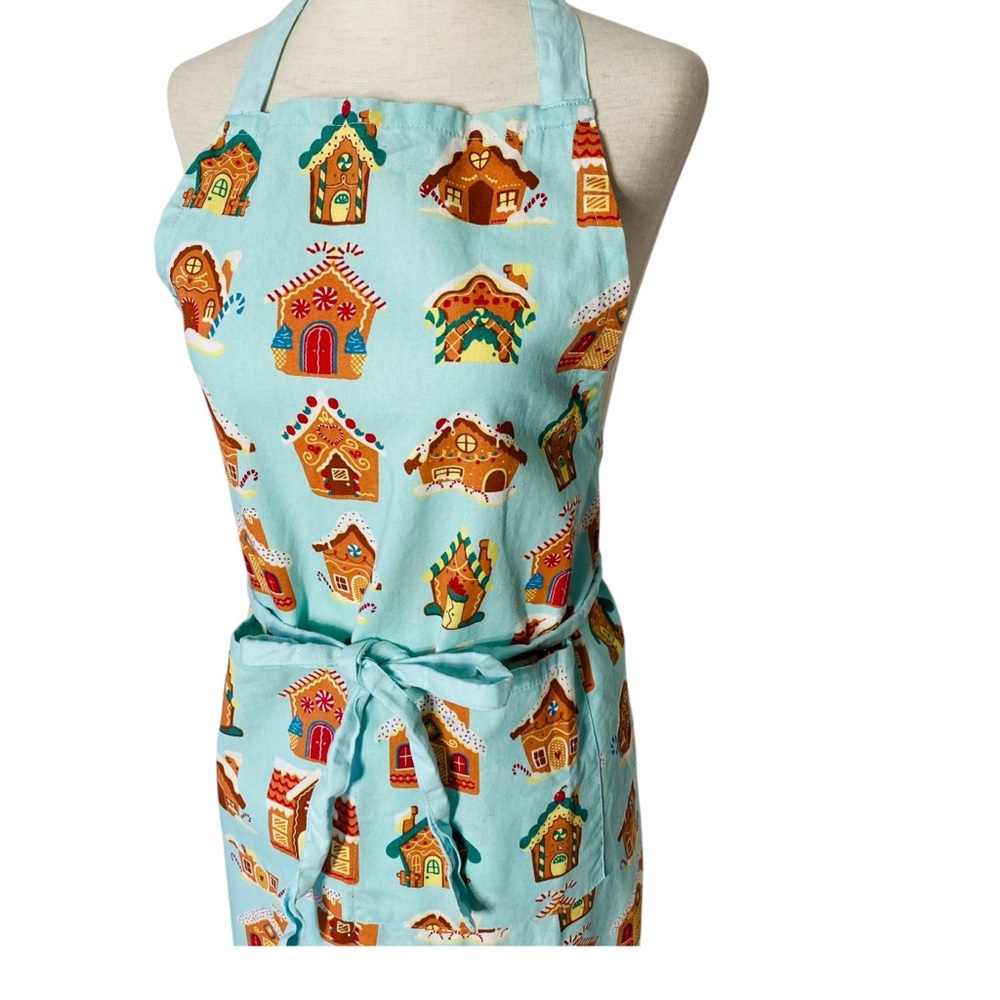 HOBBY LOBBY Christmas Gingerbread House Apron